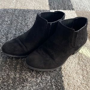 Women’s American Eagle booties